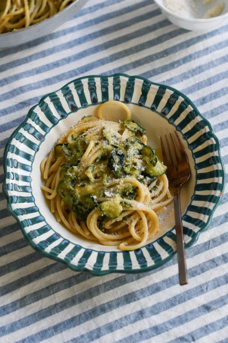 The most perfect zucchini pasta