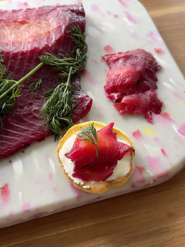 Beetroot salmon gravlax blinis